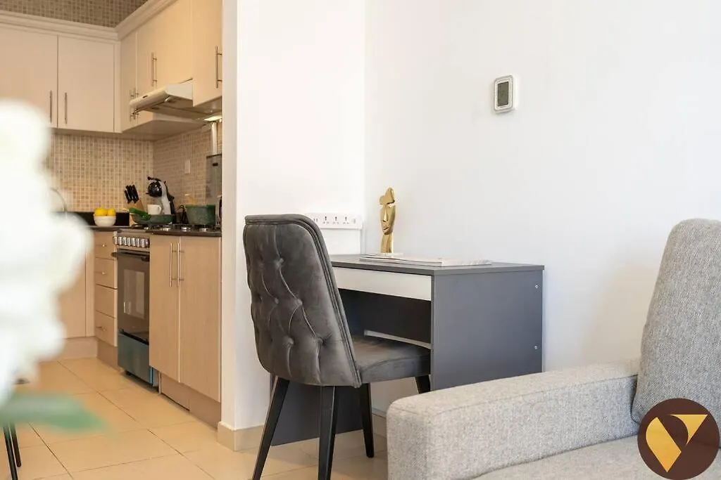Vogue With Big Terrace And Full Canal View, Partial Burj Khalifa View Located Business Bay, Marasi Drive - Mayfair Residence 두바이